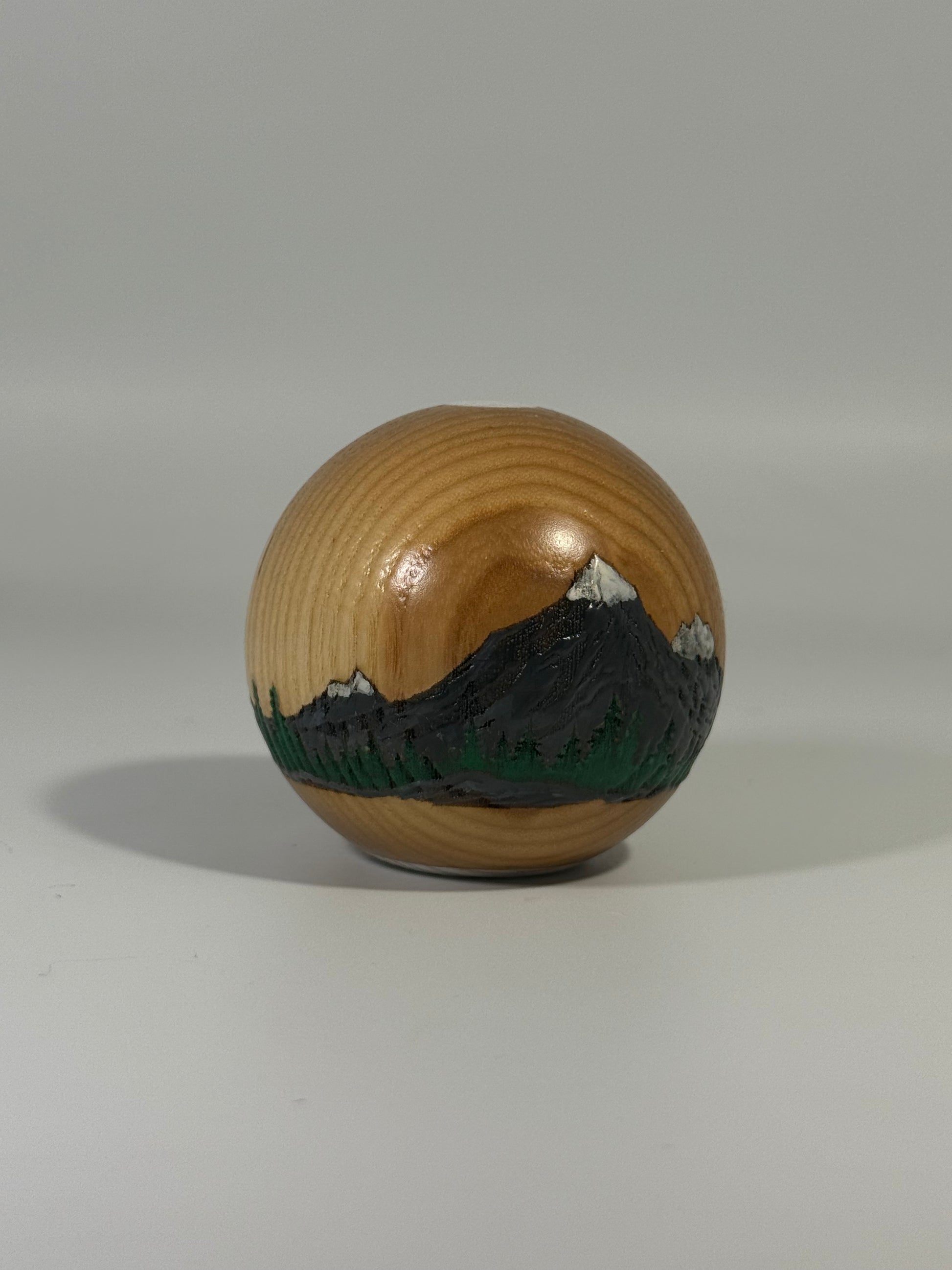 Engraved Hand Painted Mountains Tama - Absolute Clear